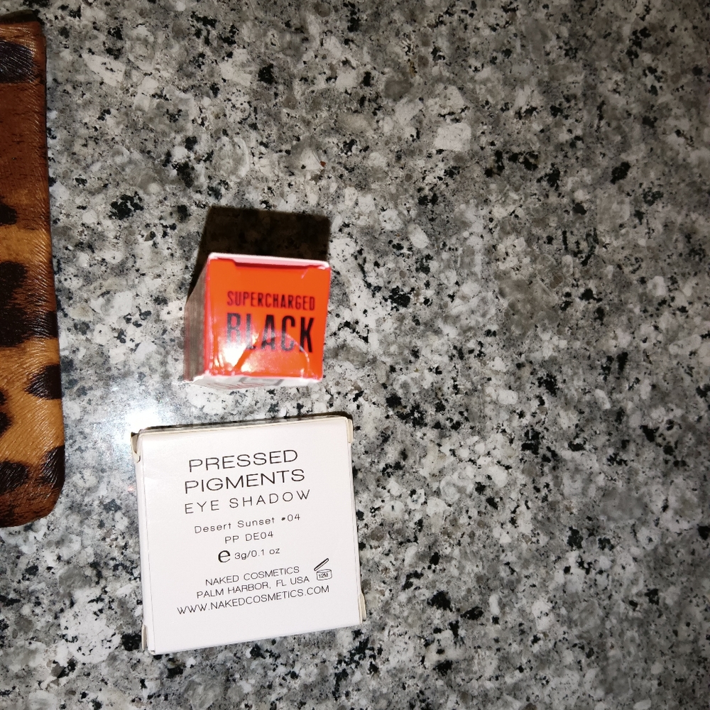 NIB Naked Cosmetics Desert Sunset Eyeshadow Benefit They're Real Black Mascara - Picture 5 of 6